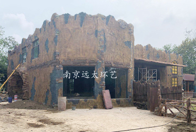 揚州動物園長頸鹿館塑石仿木景觀
